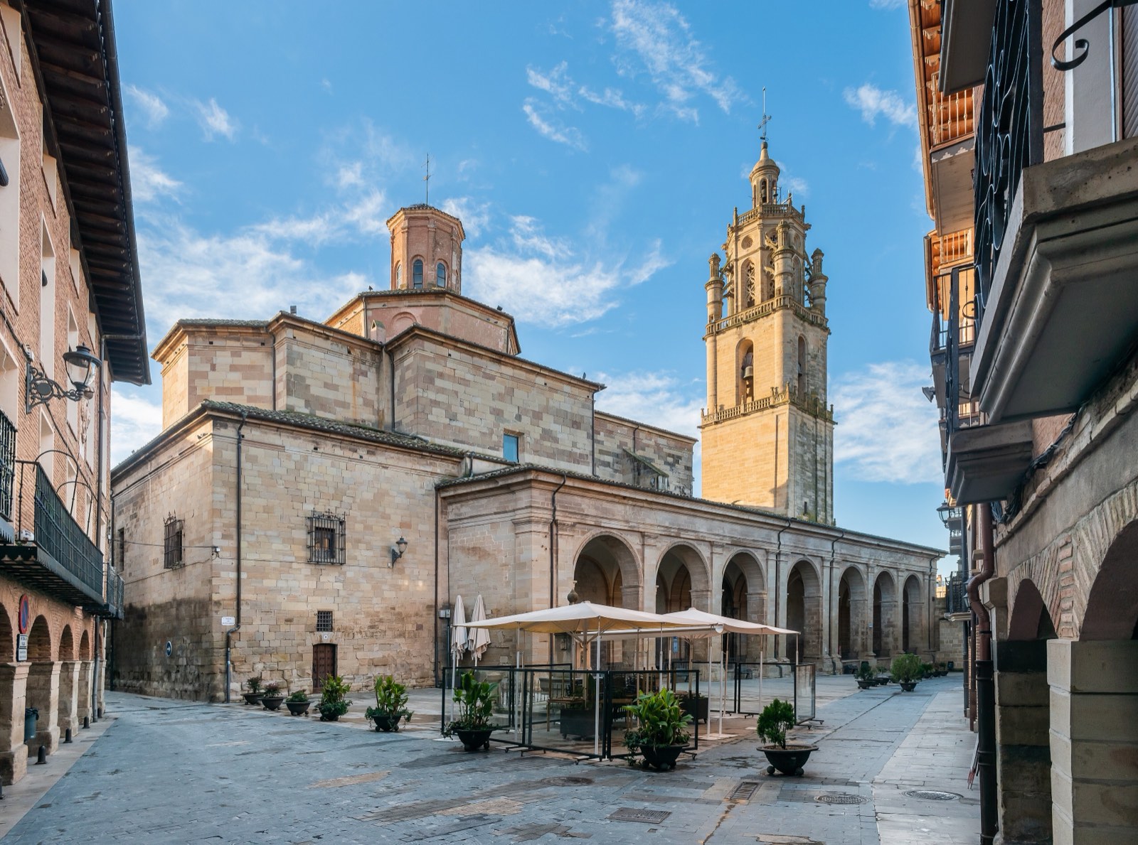 Iglesia de Santa María en Los Arcos
